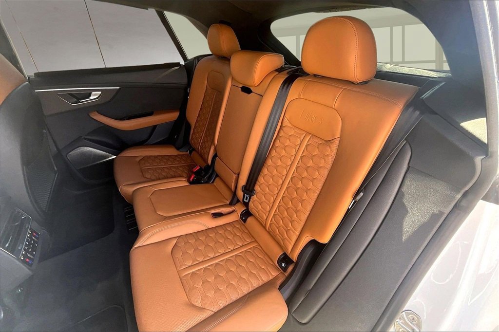 Used 2023 Audi RS Q8 w/ Black Optic Package image 27