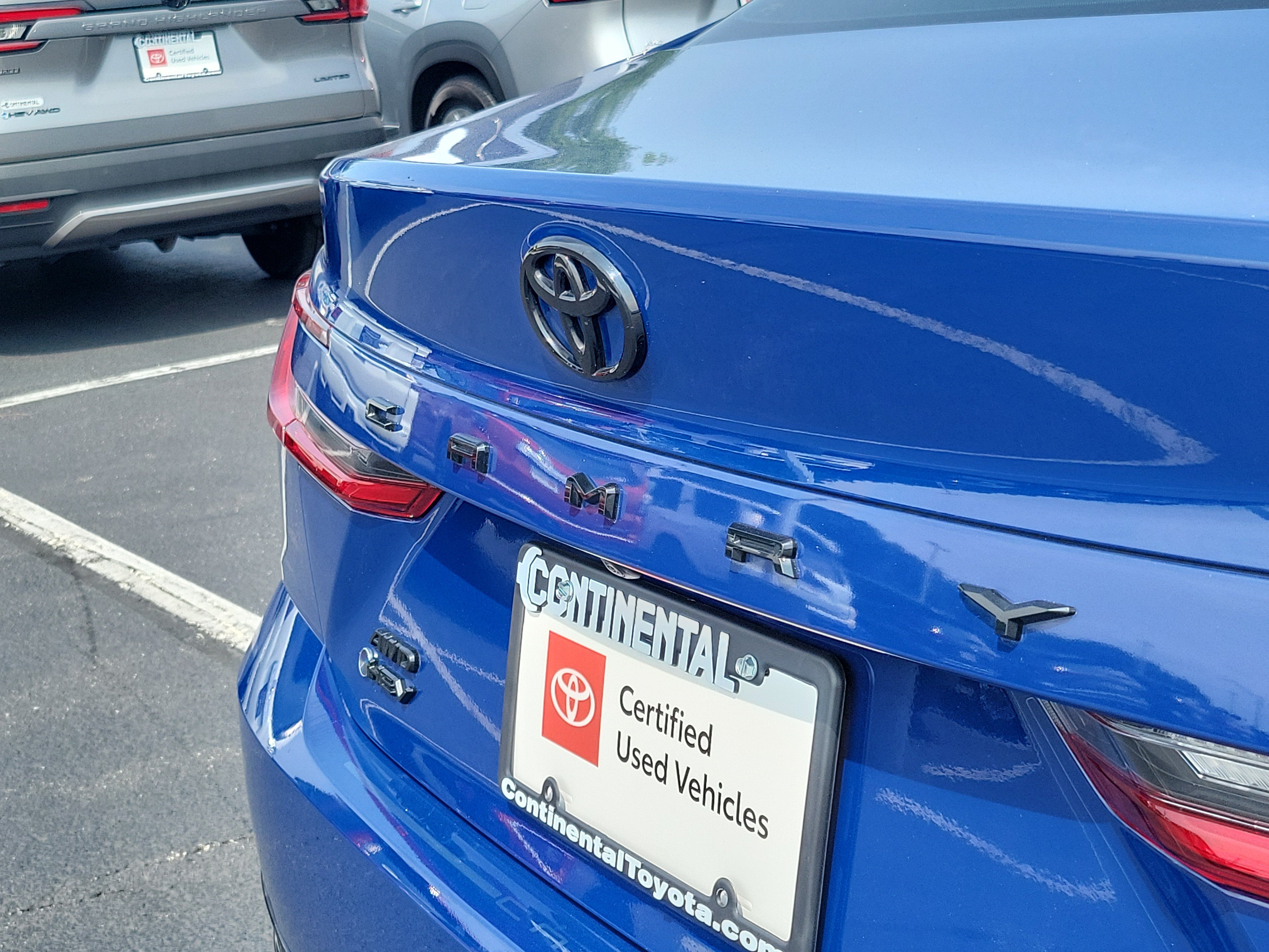 Used 2026 Toyota Camry XLE w/ Premium Package AWD/4WD image 8