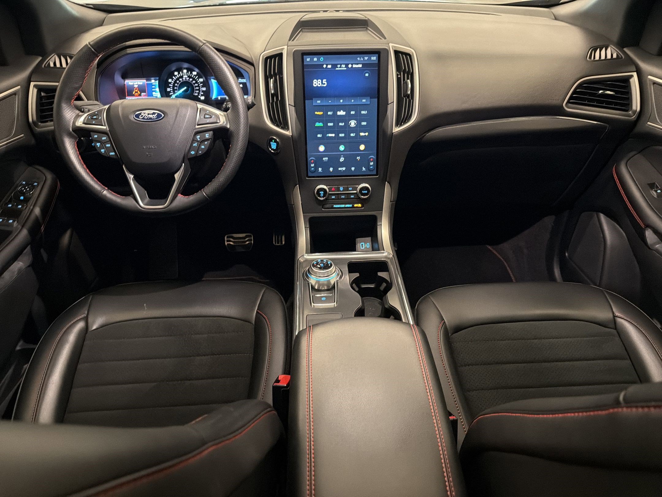 Used 2024 Ford Edge ST-Line image 15