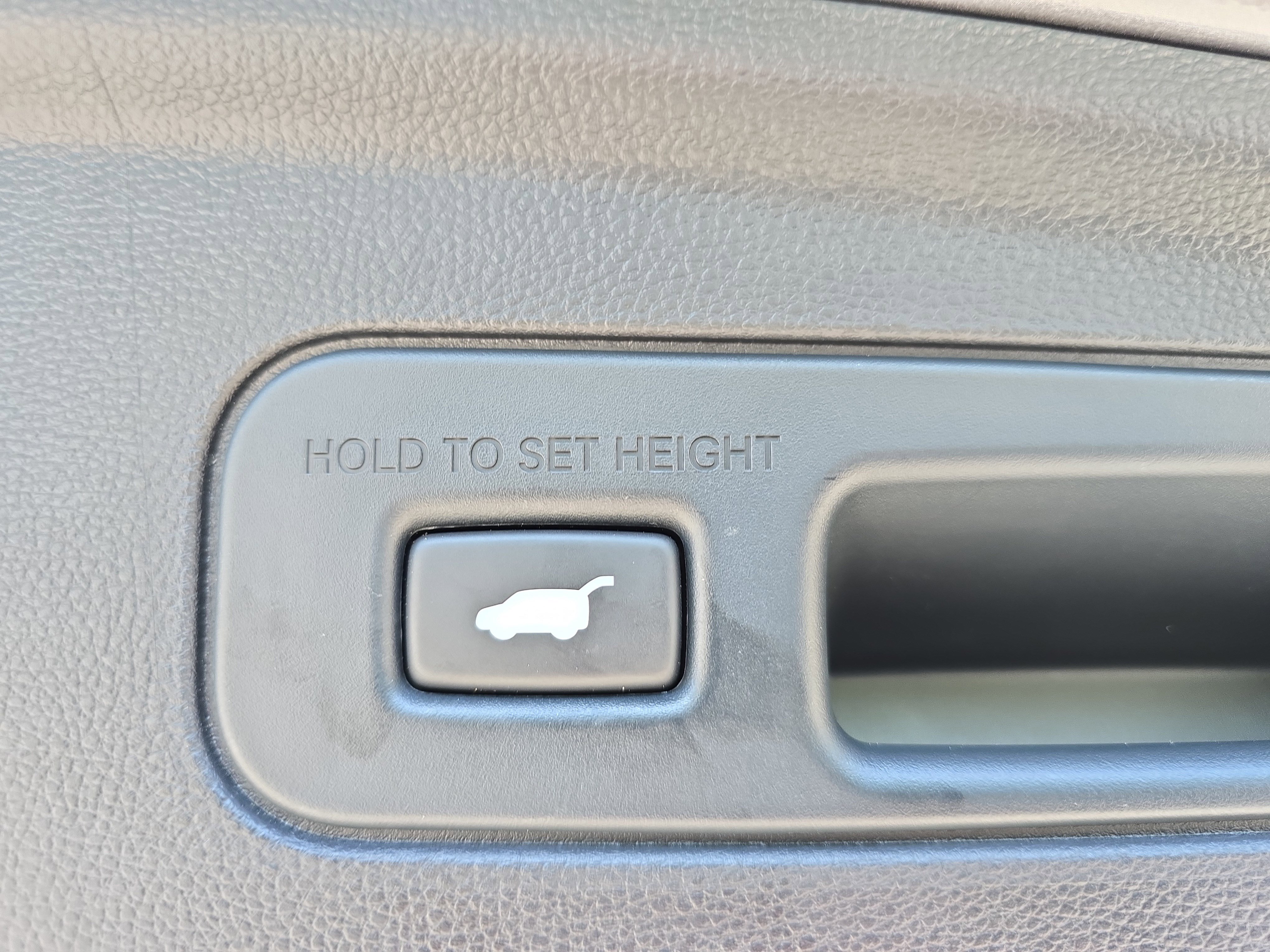 Used 2023 Acura MDX A-Spec AWD/4WD image 13