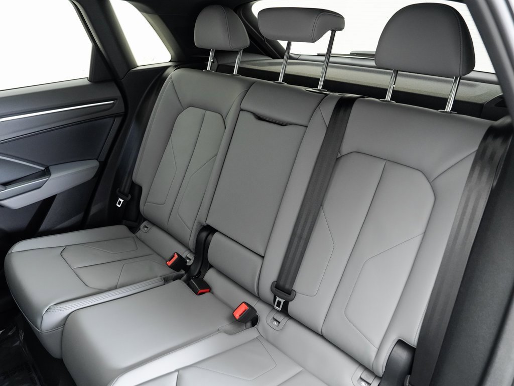 New 2025 Audi Q3 2.0T Premium image 23