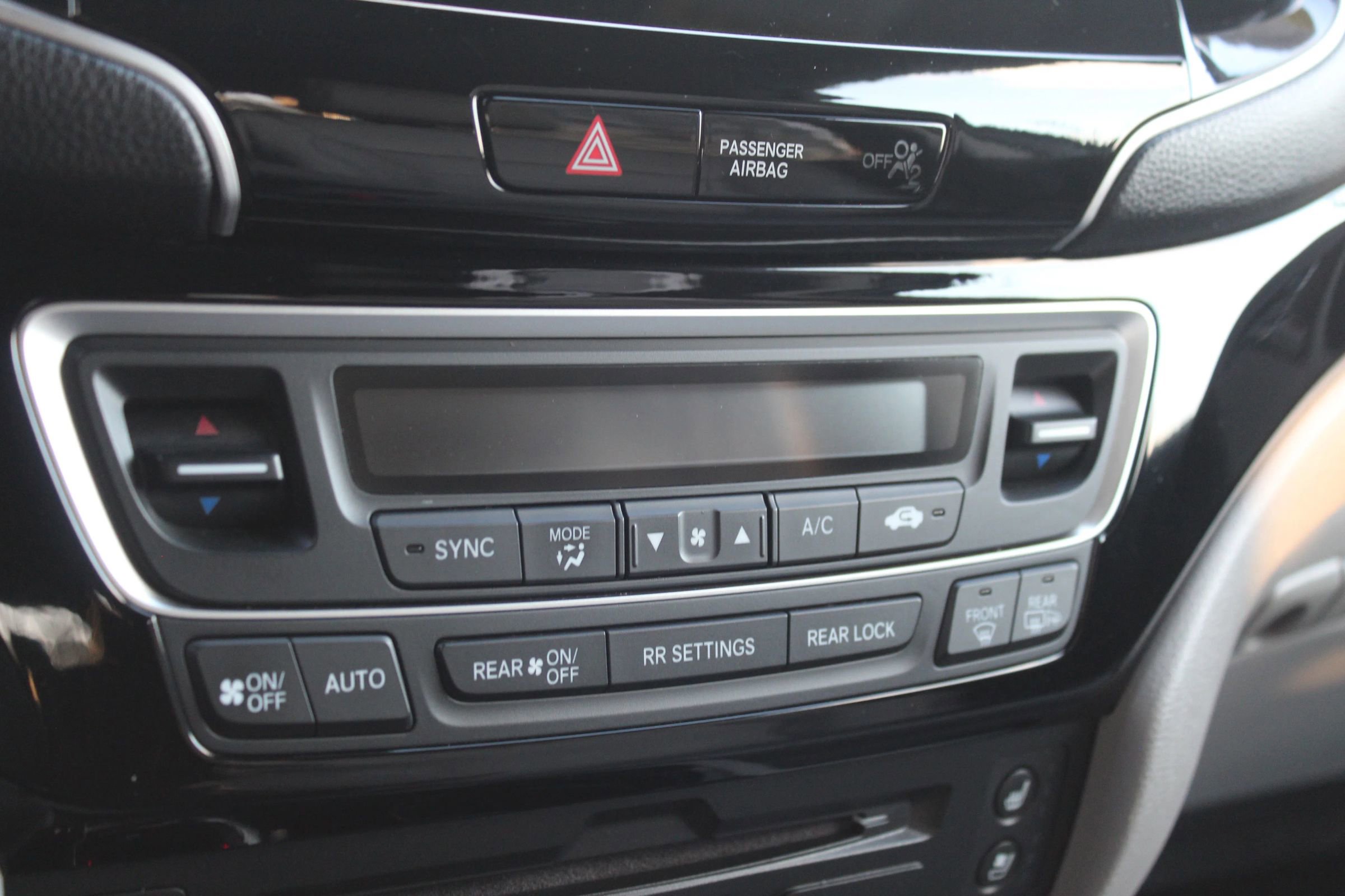 Used 2019 Honda Pilot Elite image 35
