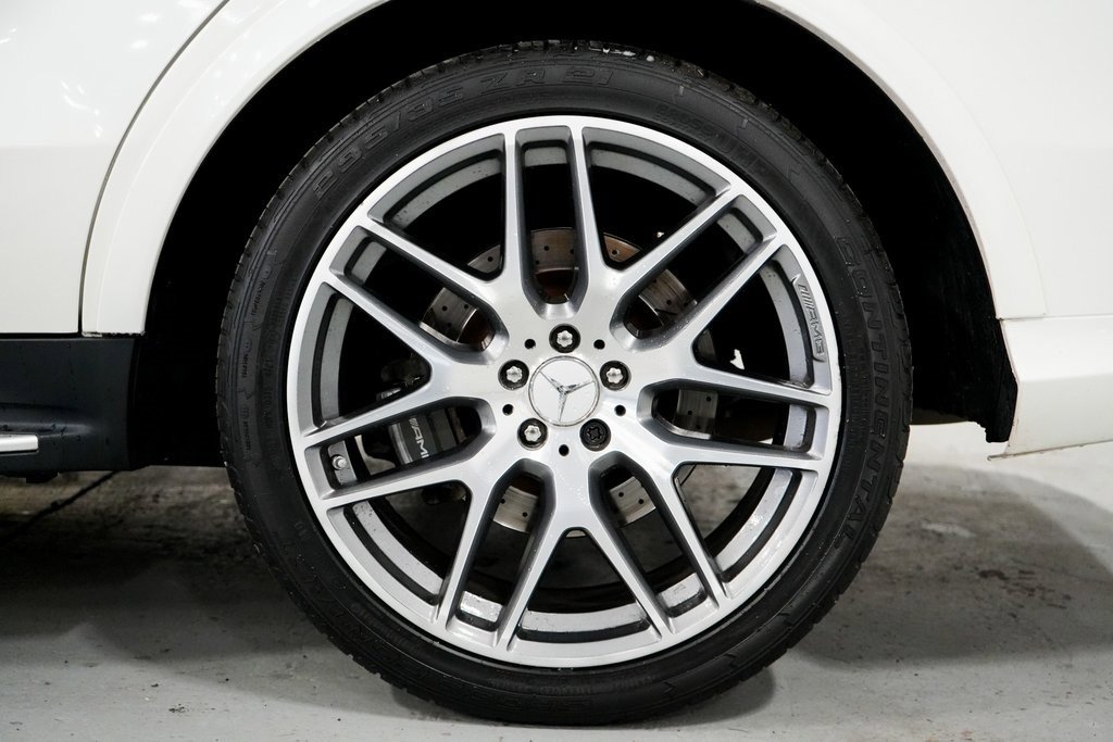 Used 2018 Mercedes-Benz GLE 63 AMG 4MATIC w/ Premium 3 Package image 25