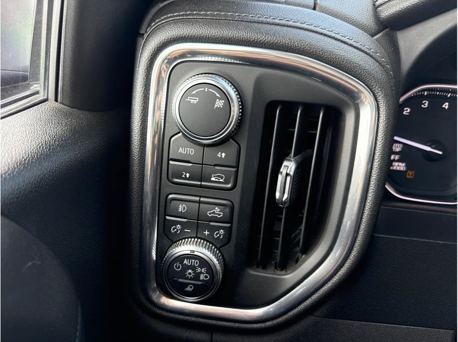 Used 2019 GMC Sierra 1500 SLT w/ SLT Premium Plus Package AWD/4WD image 12