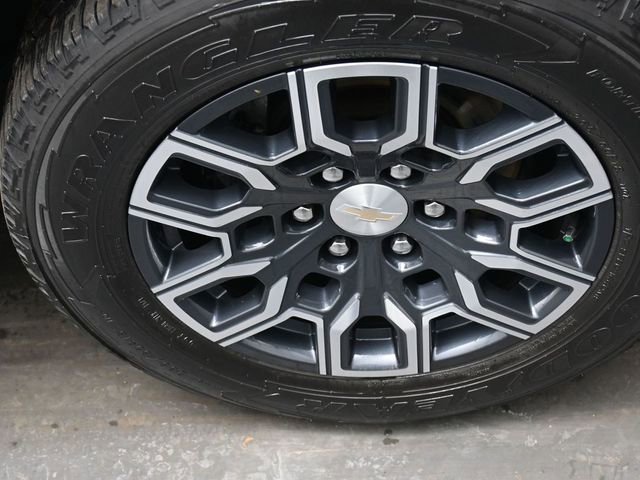 Used 2023 Chevrolet Colorado LT w/ LT Convenience Package III image 28