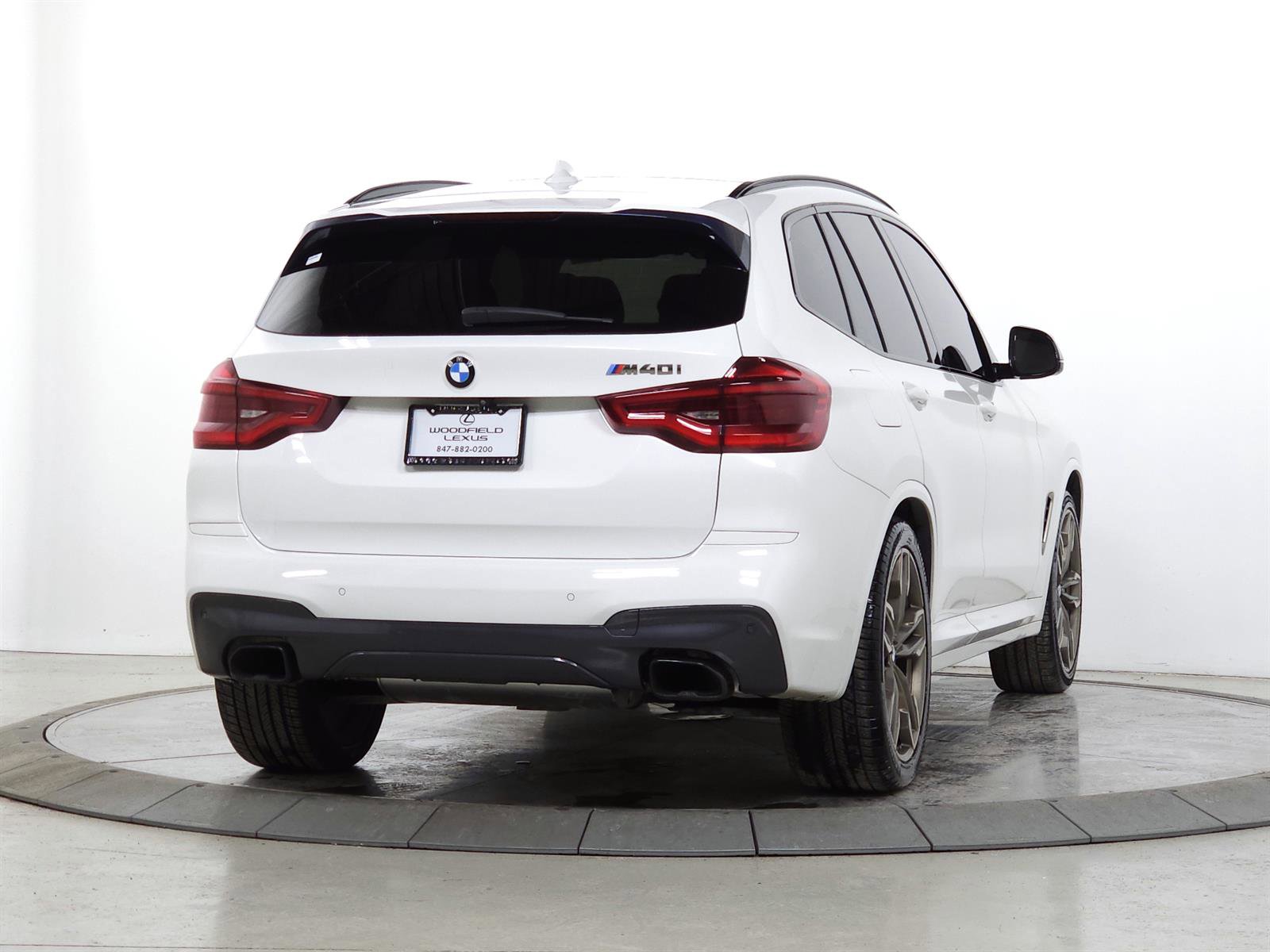 Used 2018 BMW X3 M40i image 11