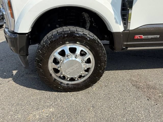 Used 2025 Ford F450 King Ranch w/ Snow Plow/Camper Package AWD/4WD image 8