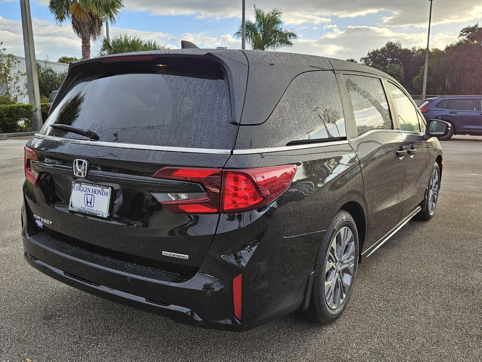 New 2026 Honda Odyssey Touring image 5