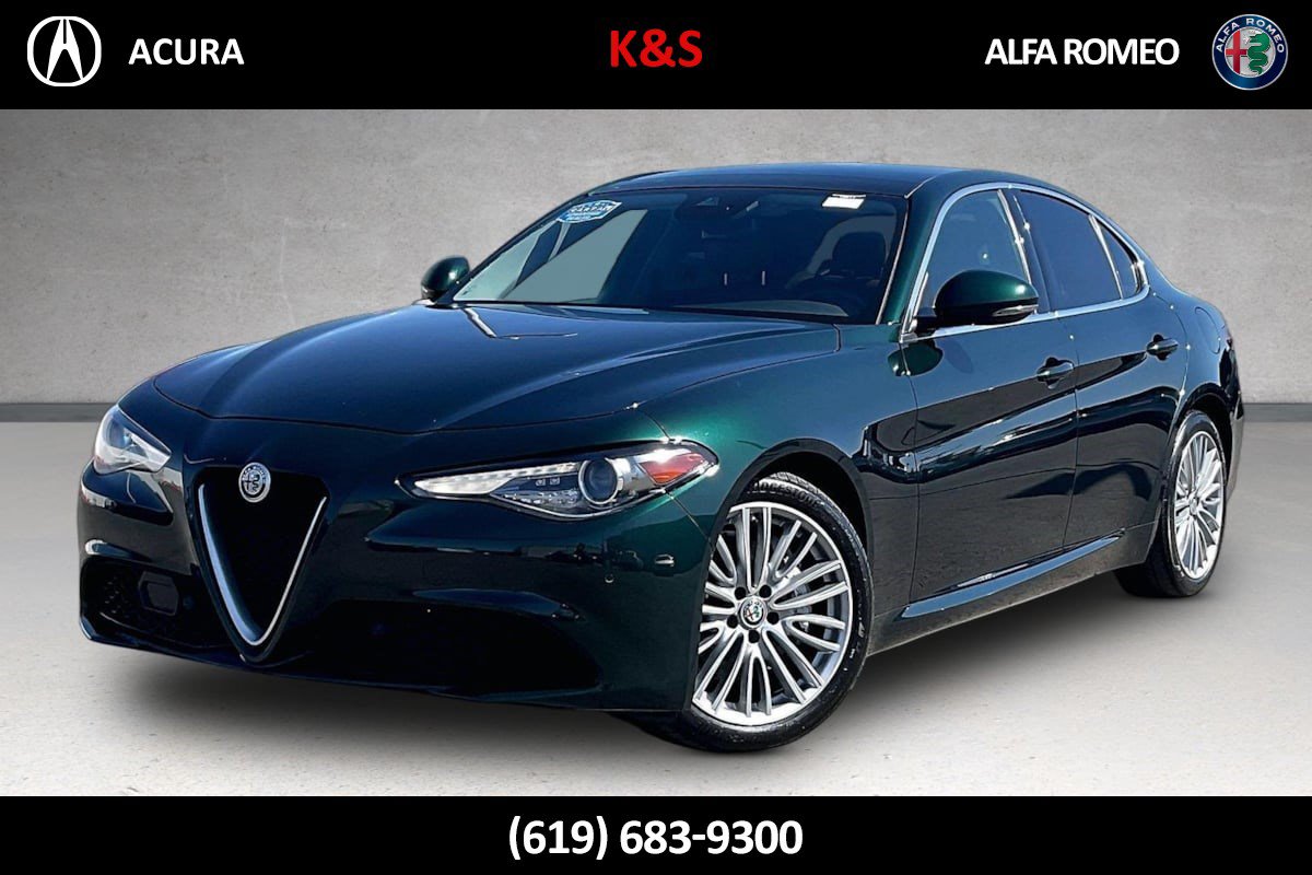 Used 2020 Alfa Romeo Giulia Ti RWD image 1