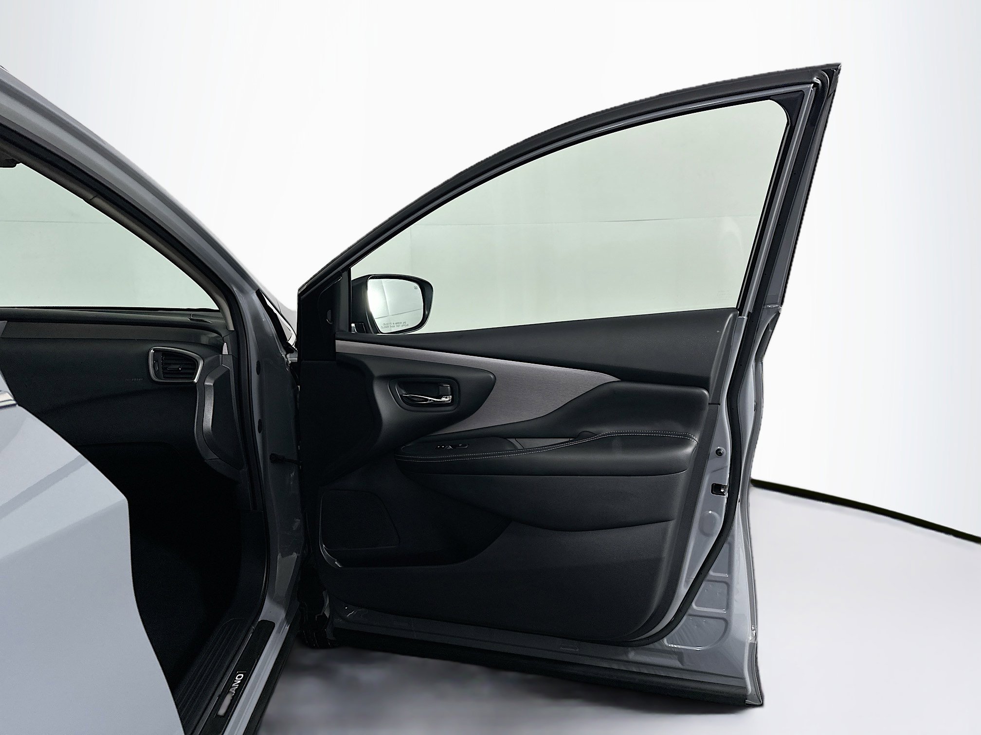 Used 2024 Nissan Murano SV w/ SV Midnight Edition Package image 30