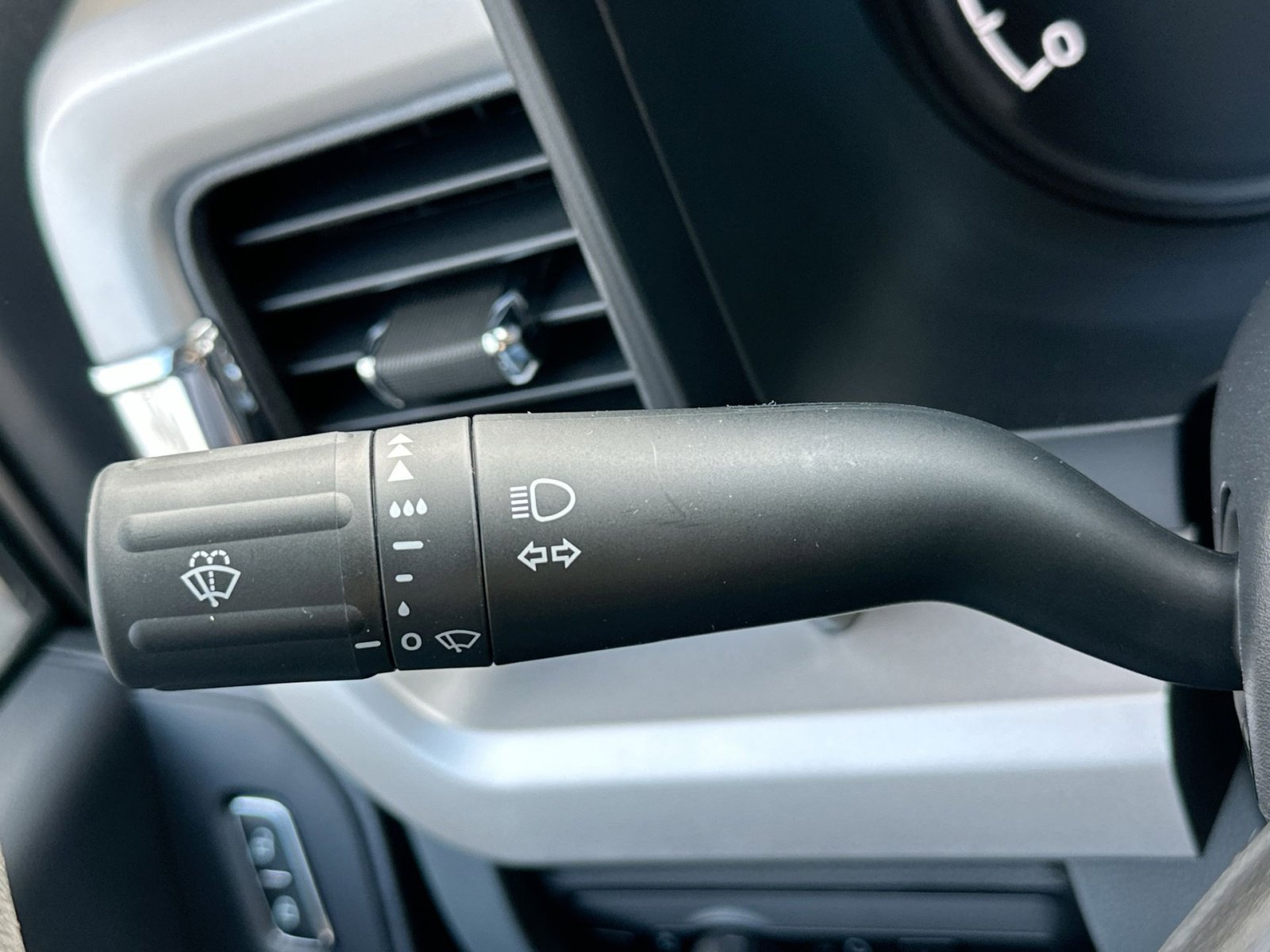 New 2026 Ford F350 XL w/ XL Chrome Package image 29