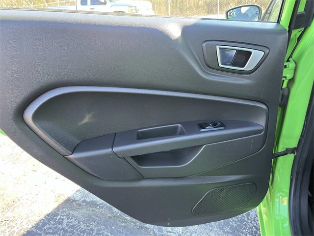 Used 2014 Ford Fiesta SE w/ Equipment Group 201A image 17