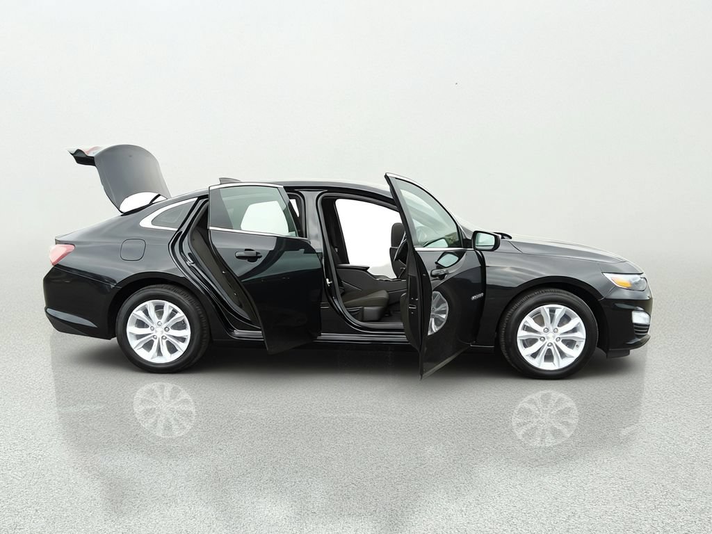 Used 2020 Chevrolet Malibu LT FWD image 16