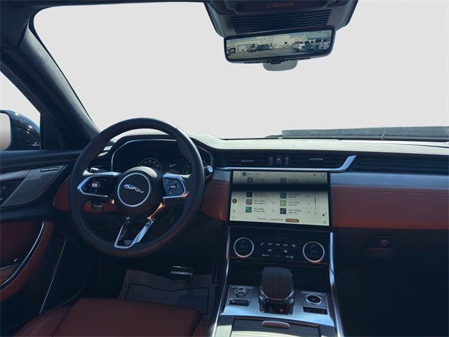 Used 2024 Jaguar XF R-Dynamic SE image 14