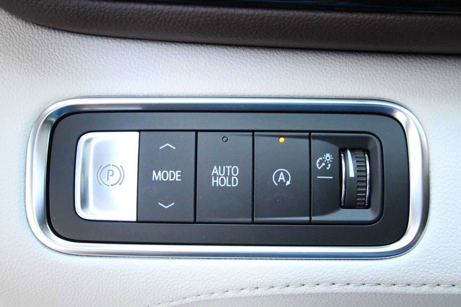 New 2026 Buick Enclave Avenir w/ Super Cruise Package FWD image 32