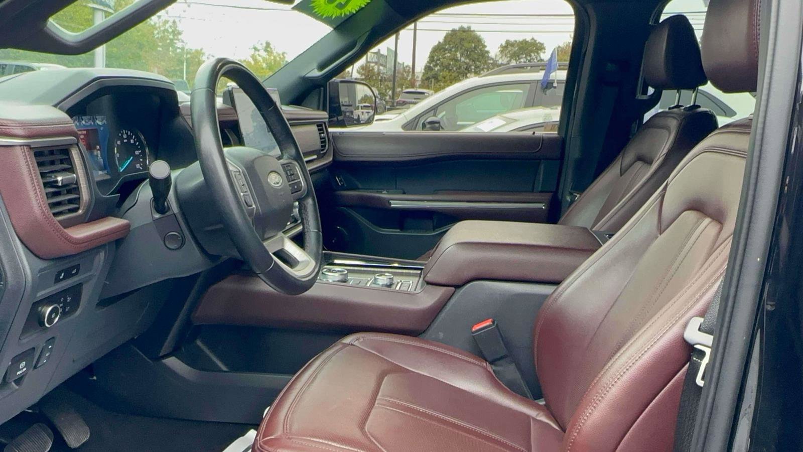 Certified 2023 Ford Expedition Limited image 16