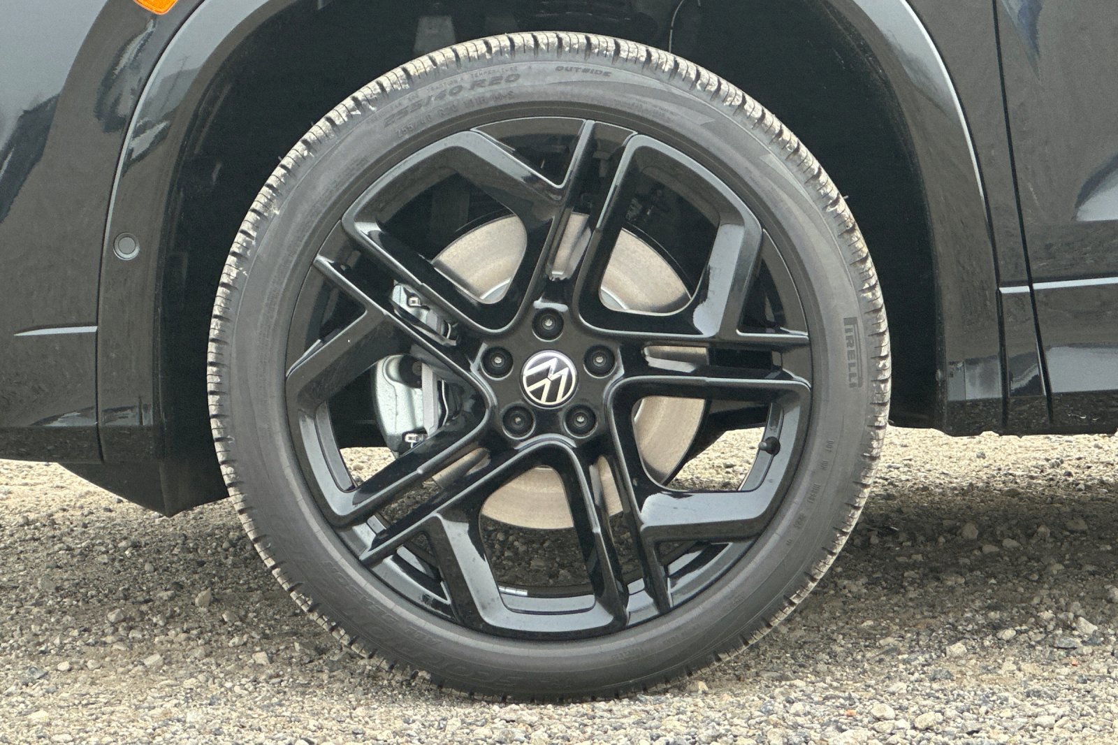 New 2026 Volkswagen Tiguan SE R-Line image 25