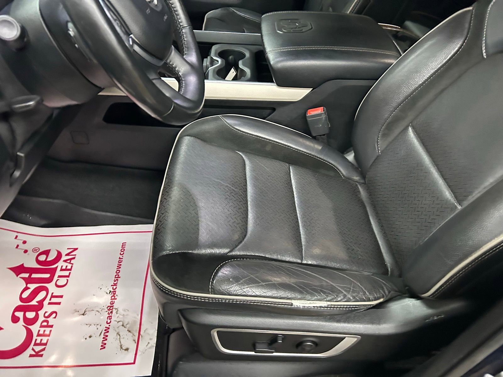Used 2020 RAM 1500 Laramie AWD/4WD image 20