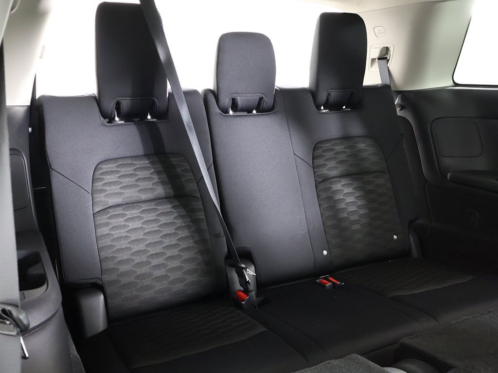 Used 2024 Nissan Pathfinder S image 33