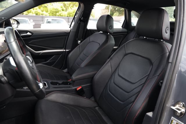 Used 2021 Volkswagen Jetta GLI FWD image 9