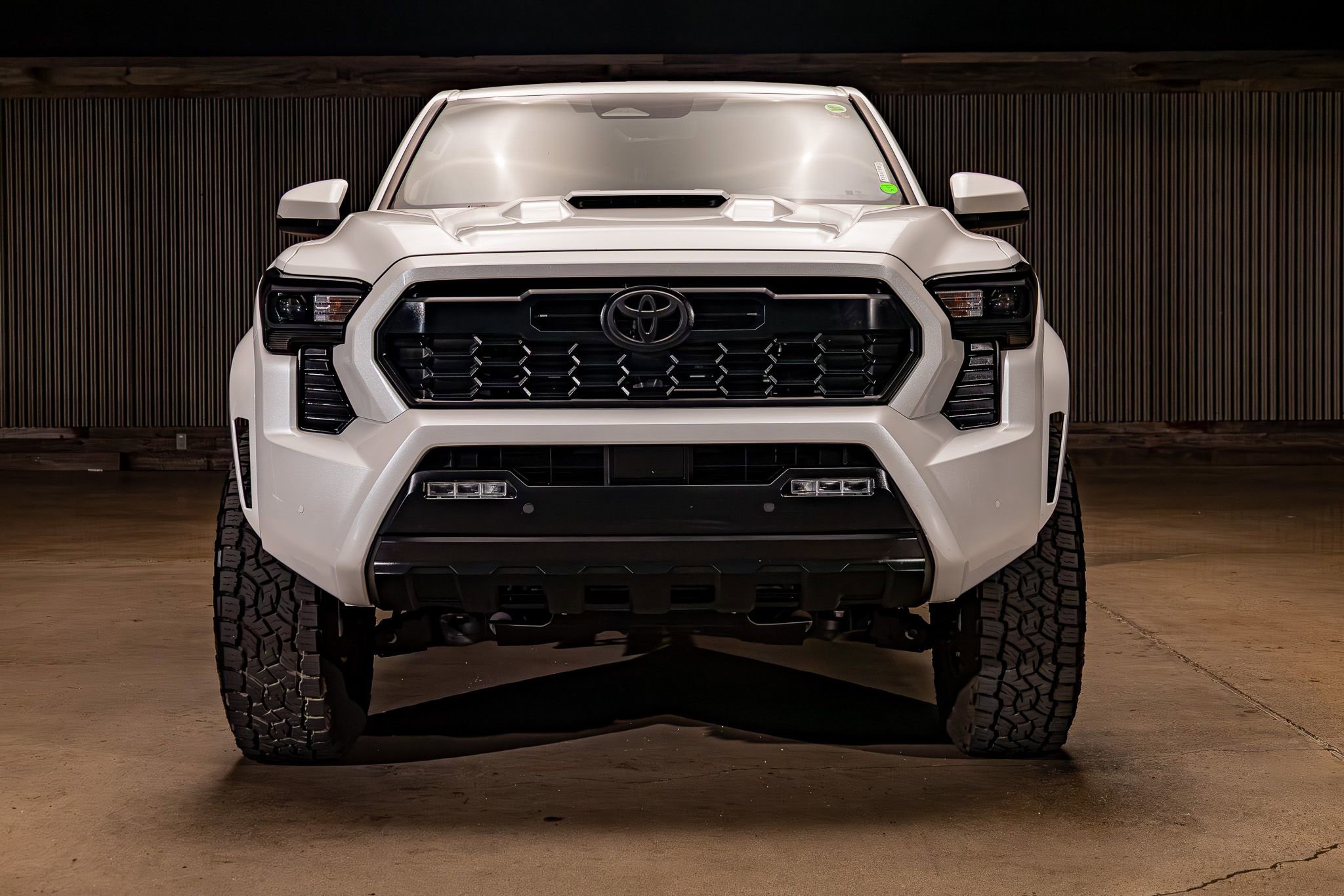 Used 2024 Toyota Tacoma TRD Sport w/ TRD Sport Upgrade Package AWD/4WD image 2