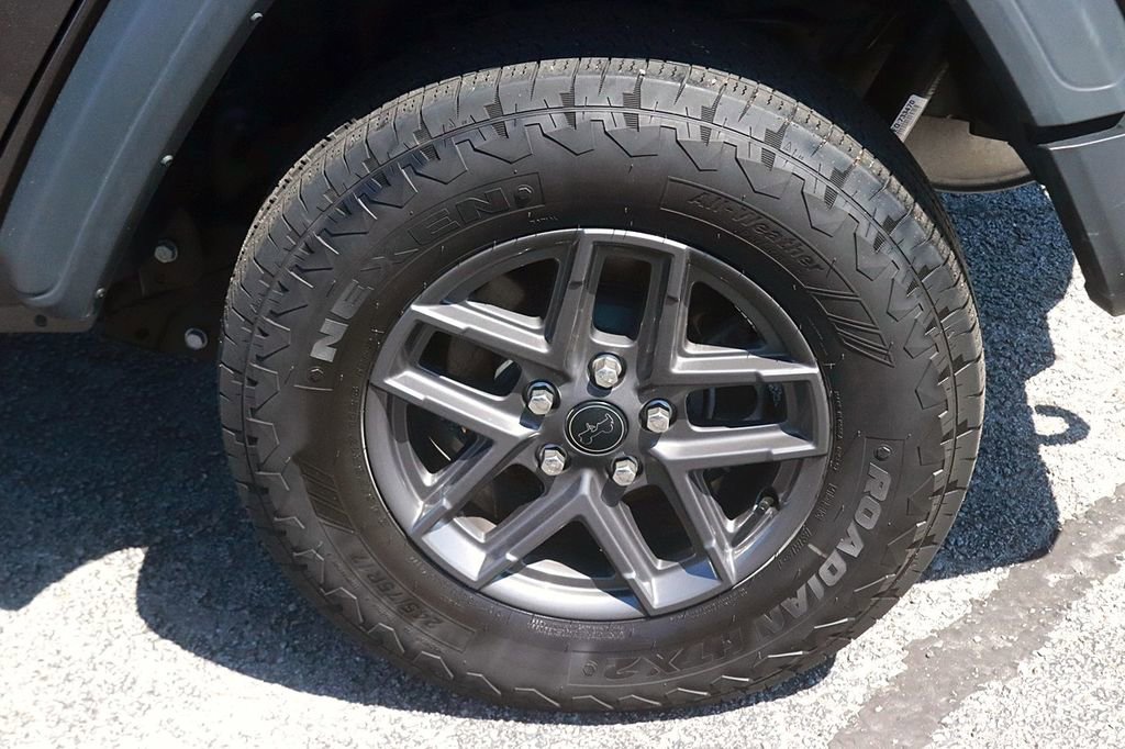 Used 2025 Jeep Wrangler Unlimited Sport AWD/4WD image 9