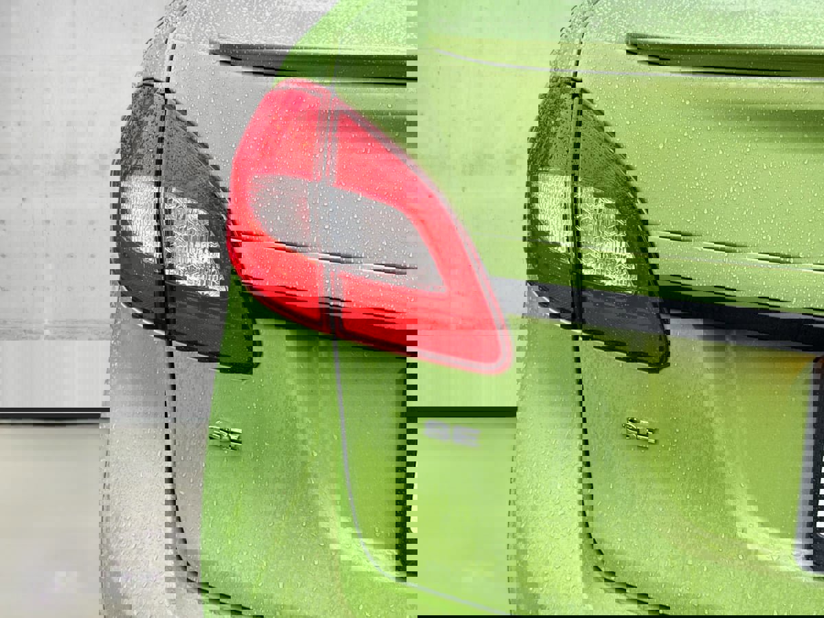 Used 2013 Ford Fiesta SE image 30