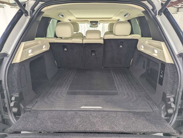 Used 2023 Land Rover Range Rover SE image 27