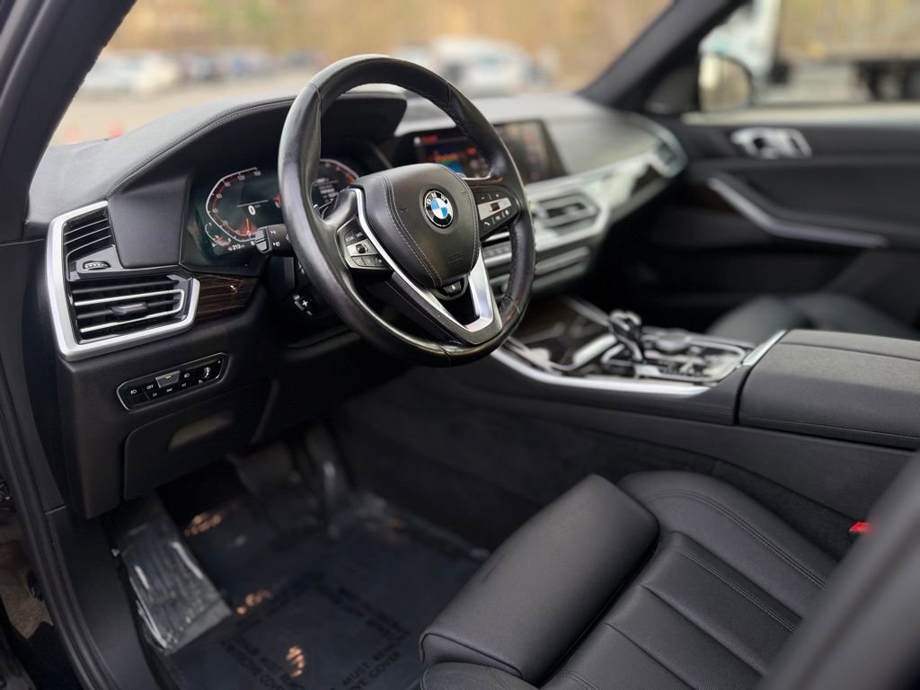 Used 2021 BMW X5 xDrive40i w/ Premium Package image 14