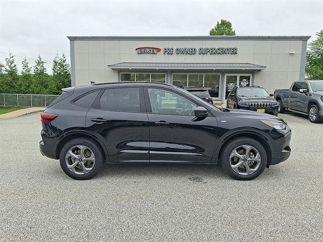 Certified 2024 Ford Escape ST-Line w/ Tech Pack #1 AWD/4WD image 26