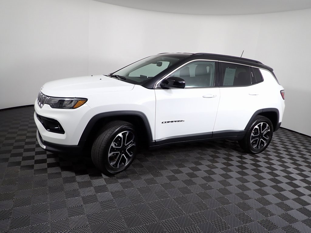 Used 2022 Jeep Compass Limited image 10