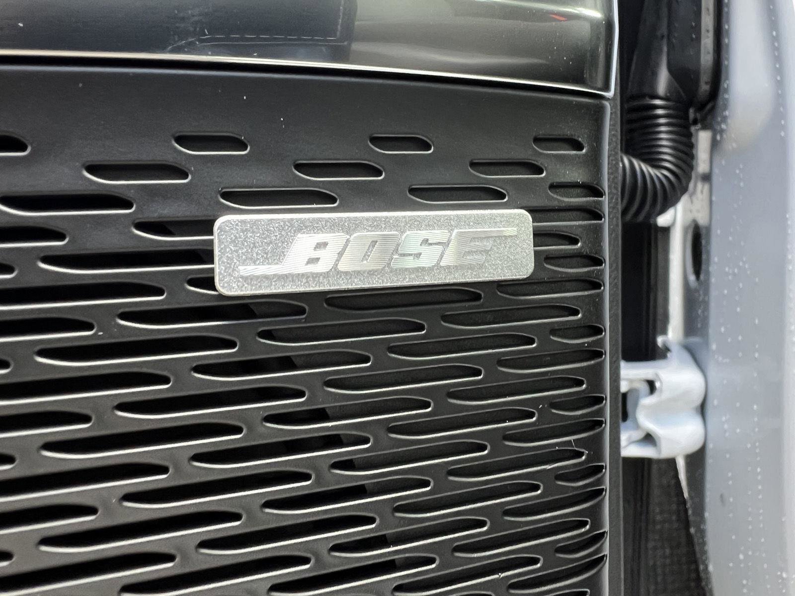 New 2026 GMC Acadia Elevation image 17