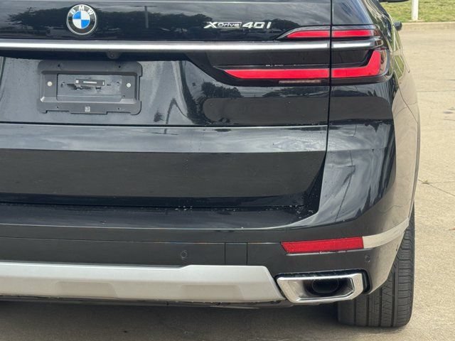 Used 2025 BMW X7 xDrive40i w/ Premium Package AWD/4WD image 7