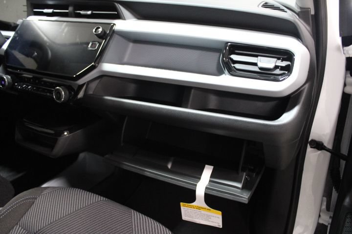 New 2027 Chevrolet Bolt LT w/ Comfort Package FWD image 25