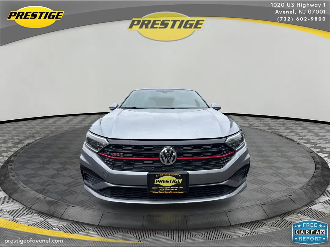 Used 2021 Volkswagen Jetta GLI Autobahn FWD image 2