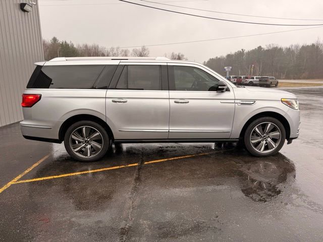 Used 2019 Lincoln Navigator L Reserve AWD/4WD image 4
