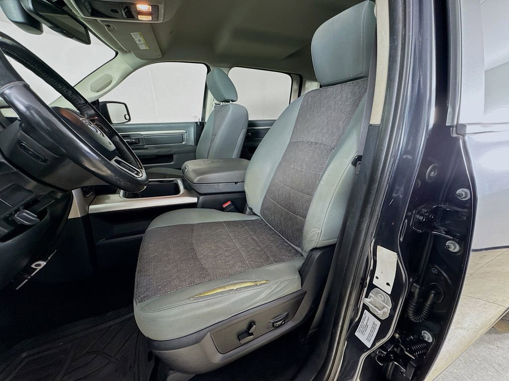 Used 2017 RAM 1500 Big Horn AWD/4WD image 12