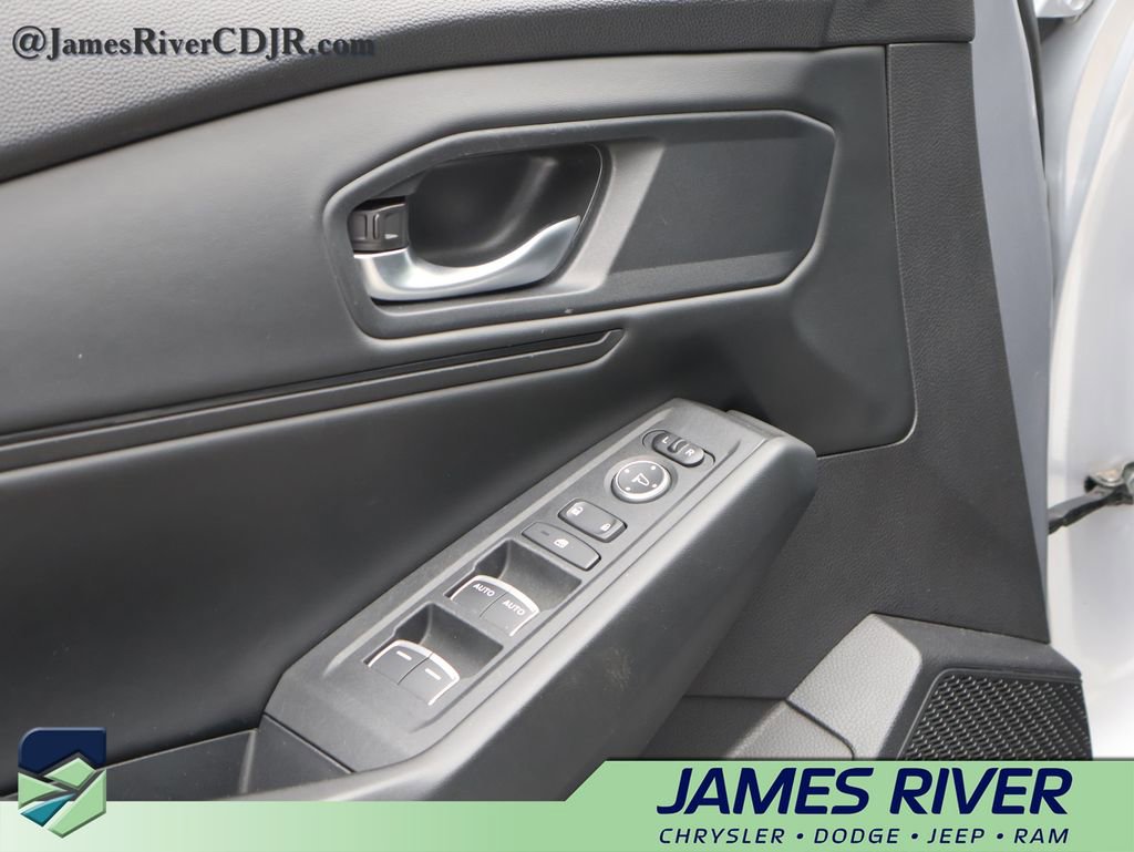 Used 2024 Honda Accord EX image 21