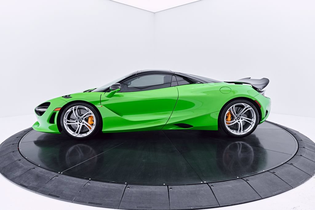 Used 2025 McLaren 750S Spider RWD image 16