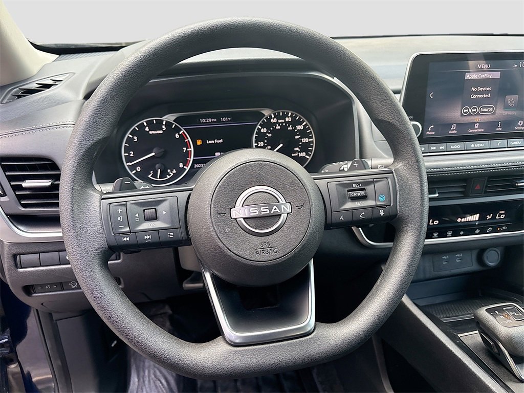 Used 2024 Nissan Rogue SV image 11