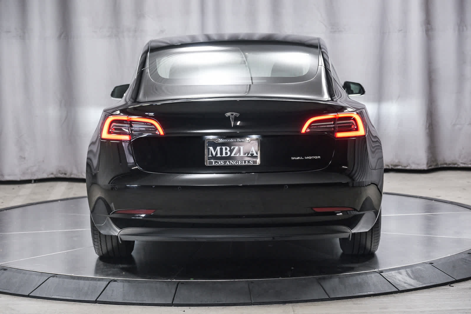 Used 2019 Tesla Model 3 Long Range AWD/4WD image 3