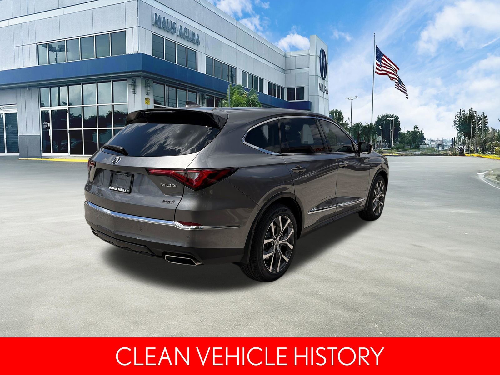 Used 2023 Acura MDX FWD w/ Technology Package image 4