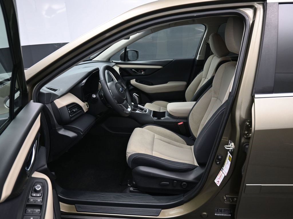 Used 2020 Subaru Outback Premium image 9
