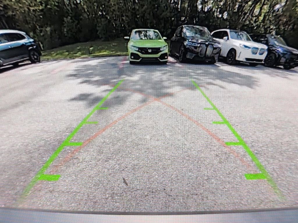 New 2026 BMW i5 eDrive40 w/ Premium Package image 21