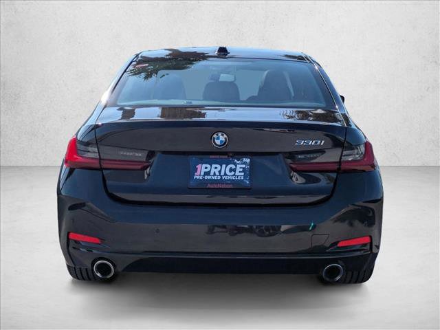 Used 2023 BMW 330i Sedan w/ Convenience Package image 7