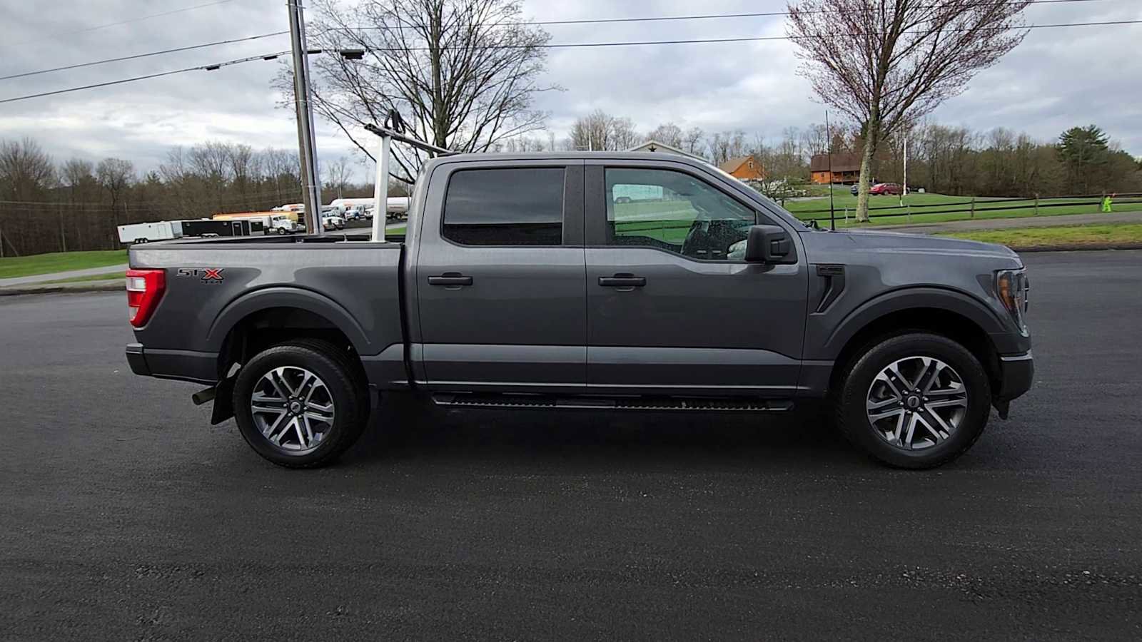 Used 2023 Ford F150 XL w/ STX Appearance Package AWD/4WD image 9