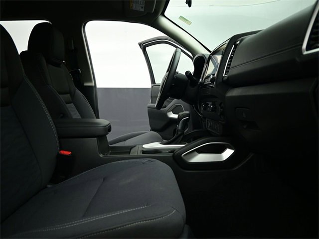 Used 2024 Nissan Frontier SV w/ SV Convenience Package image 37