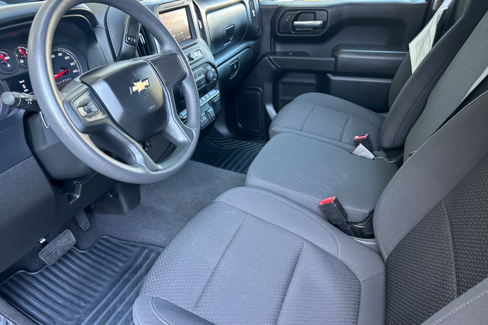 Used 2022 Chevrolet Silverado 1500 Custom RWD image 10