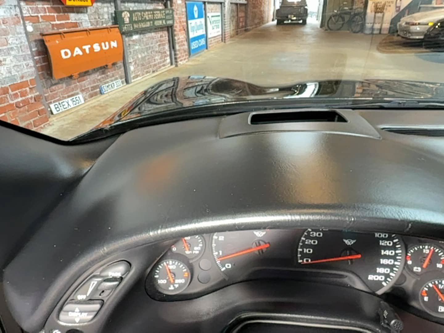 Used 1998 Chevrolet Corvette Convertible w/ Memory Pkg RWD image 48