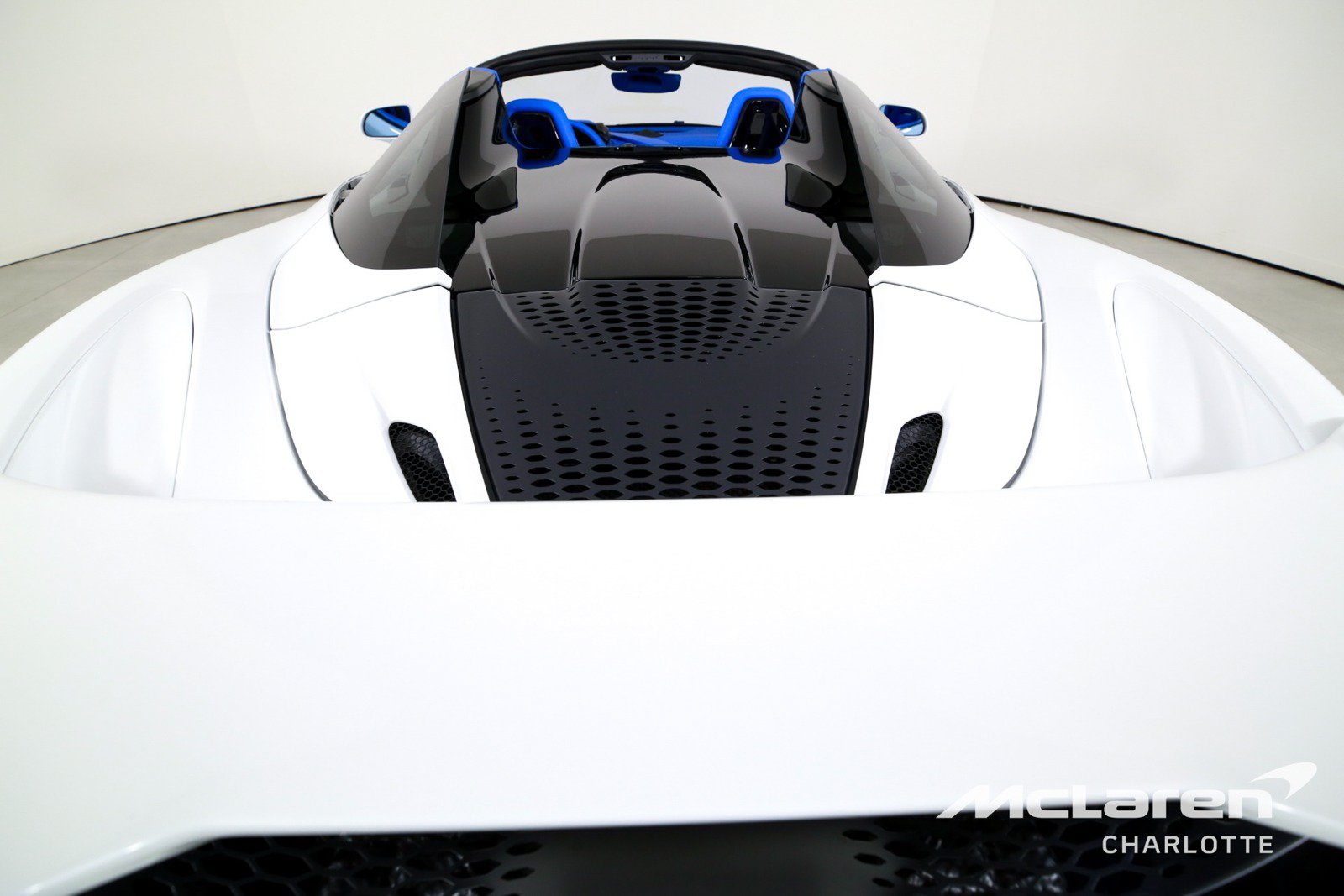 New 2026 McLaren 750S Spider RWD image 25